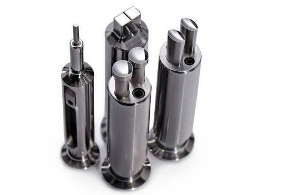 钨钢冲头用什么材料比较好？