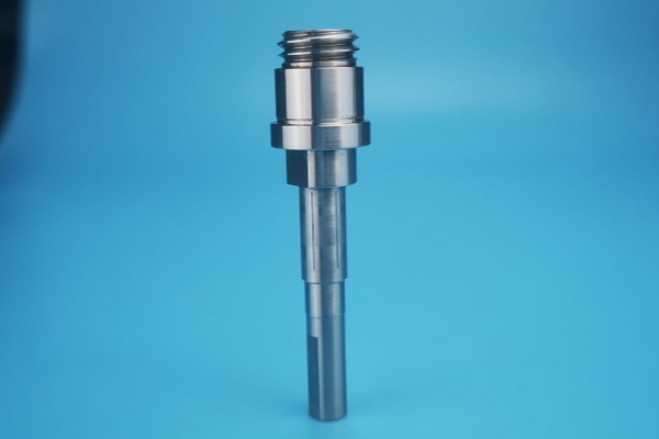 导向轴在哪个位置？